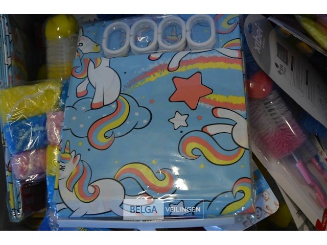 Doos div borstels, douchrkapjes en gordijnen - afbeelding 4 van  5