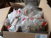 Doos div handvatjes - afbeelding 1 van  3