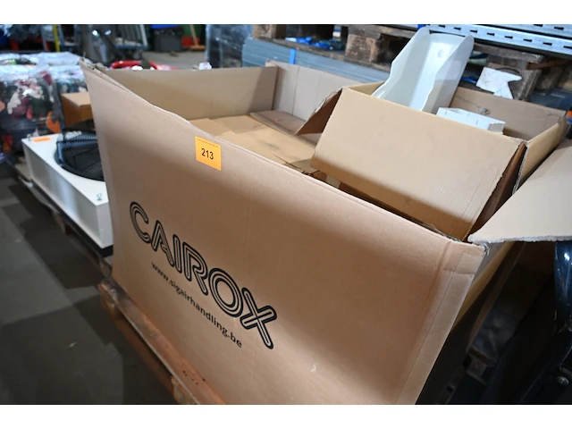 Doos diverse cairox onderdelen - afbeelding 1 van  2