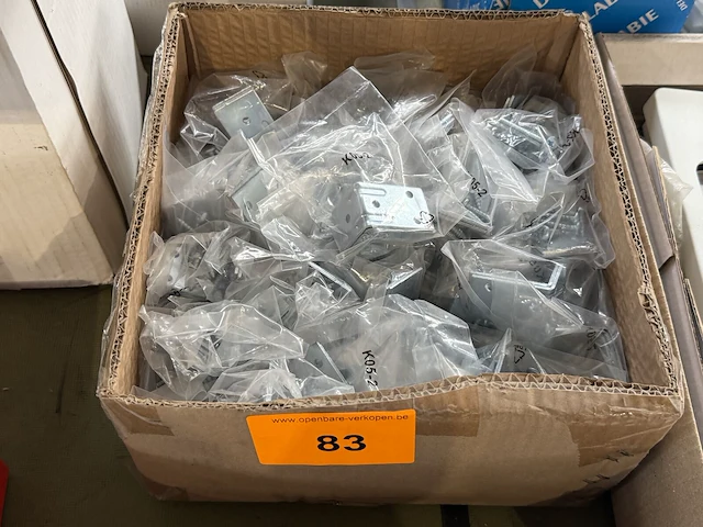 Doos diverse hoekbeslag - afbeelding 3 van  3