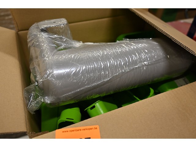 Doos diverse hulpstukken ventilatie - afbeelding 2 van  2