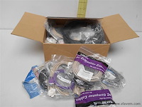 Doos diverse kabels - afbeelding 1 van  1