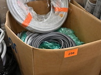 Doos diverse preflex en kabels - afbeelding 1 van  3