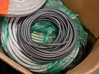 Doos diverse preflex en kabels - afbeelding 2 van  3