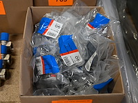 Doos diverse sanitair - afbeelding 2 van  2
