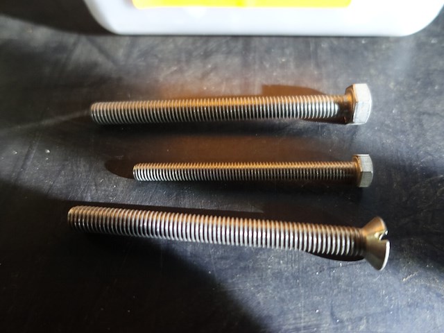 Doos diverse vijzen - afbeelding 1 van  8