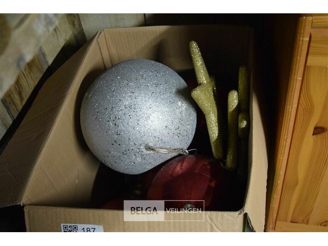 Doos grote kerstballen - afbeelding 1 van  4