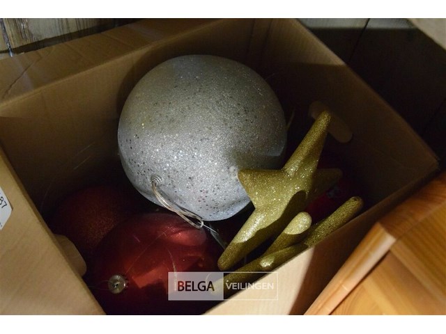 Doos grote kerstballen - afbeelding 3 van  4