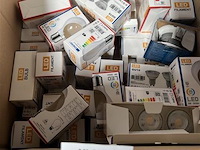 Doos, inh; div. verlichting - afbeelding 1 van  1