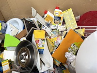 Doos, inh. partij div. huisdieren toebehoren, tuinproducten enz. - afbeelding 1 van  4