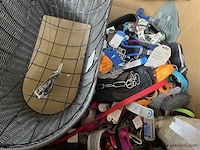 Doos, inh. partij div. huisdieren toebehoren - afbeelding 1 van  2