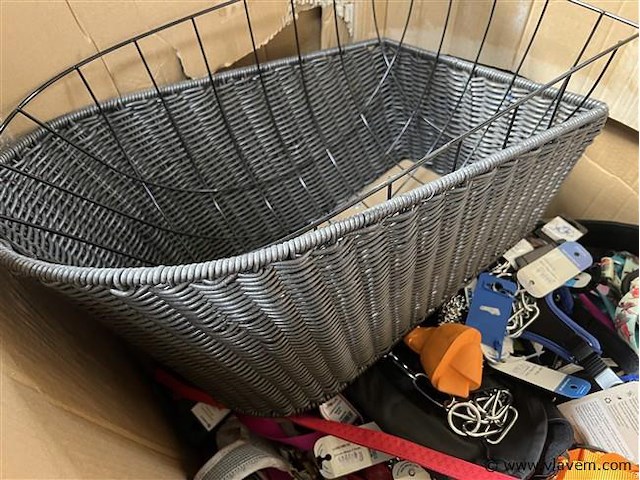 Doos, inh. partij div. huisdieren toebehoren - afbeelding 2 van  2