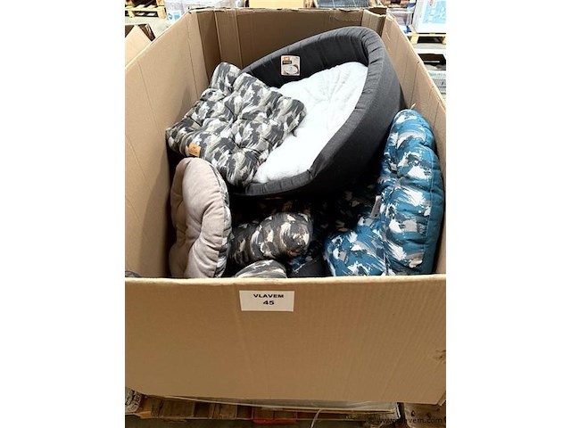 Doos, inh. partij div. huisdieren toebehoren - afbeelding 1 van  2