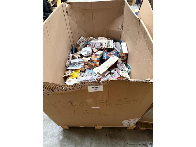 Doos, inh. partij div. huisdieren toebehoren - afbeelding 1 van  4