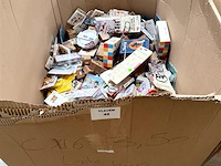 Doos, inh. partij div. huisdieren toebehoren - afbeelding 1 van  4