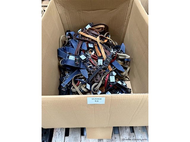 Doos, inh. partij div. huisdieren toebehoren - afbeelding 1 van  2