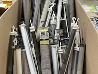 Doos, inh. partij div. raam verduistering - afbeelding 1 van  3