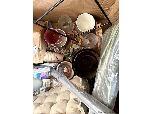 Doos, inh. partij diversen, wo. decoratie - afbeelding 3 van  3