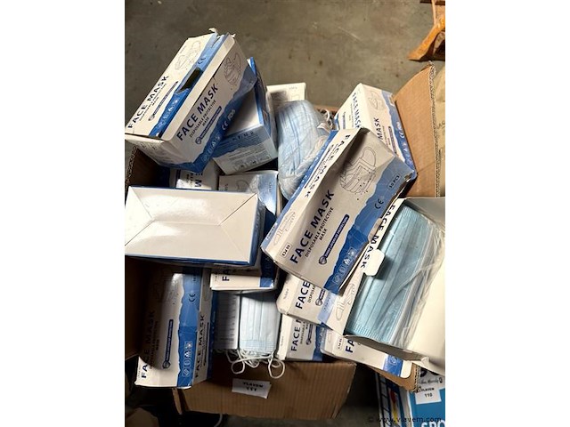 Doos, inh. partij mondmaskers - afbeelding 2 van  2