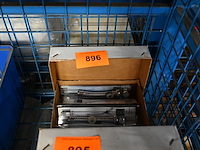 Doos kraanverlengstukken - afbeelding 1 van  1