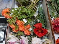 Doos kunstbloemen - afbeelding 1 van  3