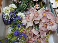 Doos kunstbloemen - afbeelding 2 van  3