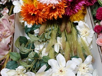 Doos kunstbloemen - afbeelding 2 van  3