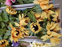 Doos kunstbloemen - afbeelding 2 van  3