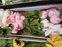 Doos kunstbloemen - afbeelding 2 van  3