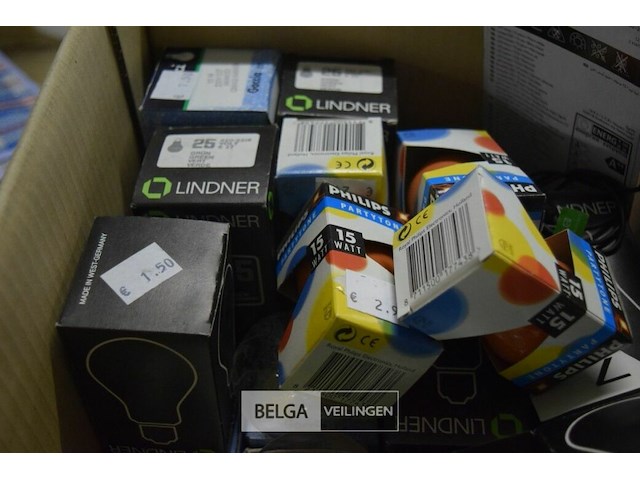 Doos lampen div kleuren en modellen - afbeelding 2 van  4