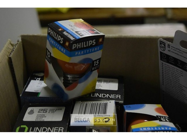 Doos lampen div kleuren en modellen - afbeelding 3 van  4