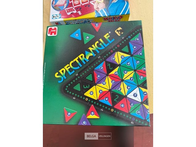Doos met 3 gezelschapsspelletjes - afbeelding 2 van  6