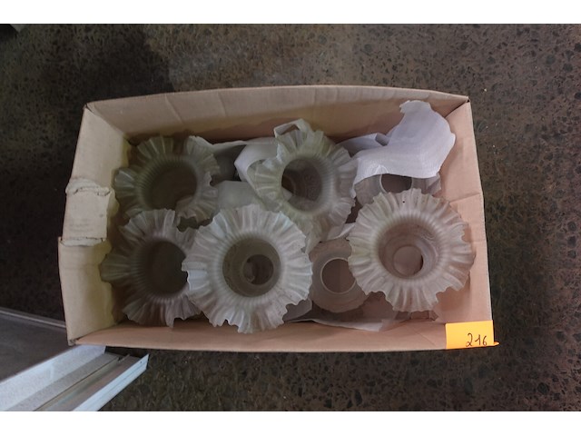 Doos met 8 lampekappen - afbeelding 1 van  2