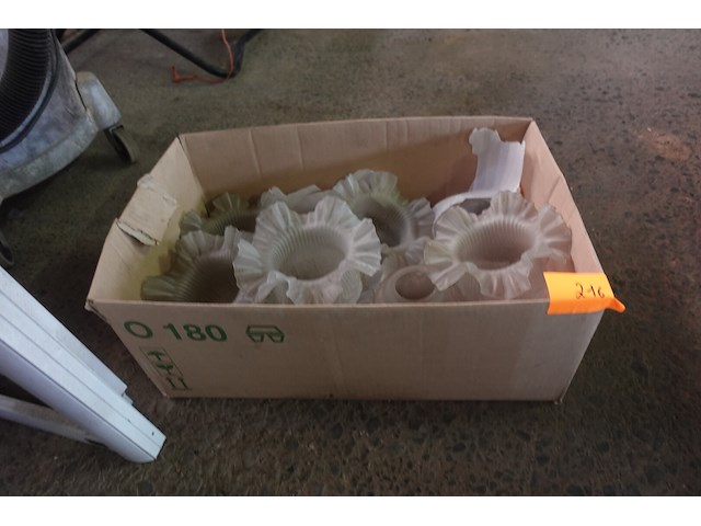 Doos met 8 lampekappen - afbeelding 2 van  2