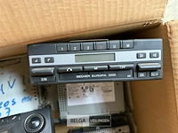 Doos met autoradio's voor mercedes - afbeelding 5 van  5