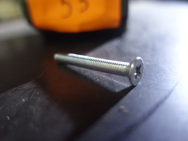 Doos met bouten met verzonken kop - afbeelding 3 van  10