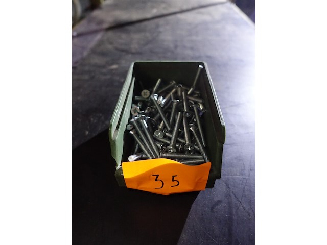 Doos met bouten met verzonken kop - afbeelding 6 van  10