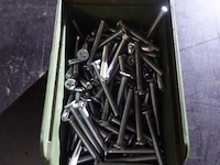 Doos met bouten met verzonken kop - afbeelding 10 van  10