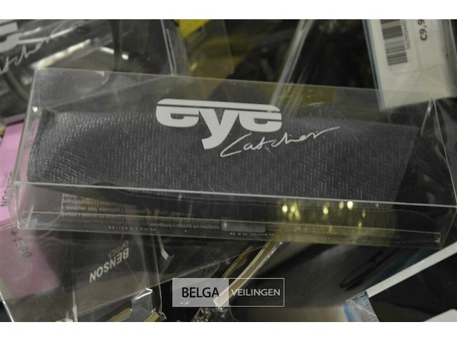 Doos met div leesbrillen - afbeelding 4 van  5