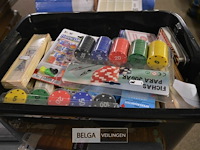 Doos met div mini spellen - afbeelding 1 van  4