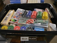 Doos met div mini spellen - afbeelding 1 van  4