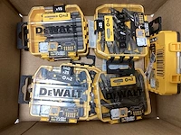 Doos met diverse dewalt bitsets - afbeelding 2 van  2