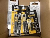 Doos met diverse dewalt bitsets - afbeelding 2 van  4