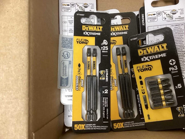 Doos met diverse dewalt bitsets - afbeelding 4 van  4