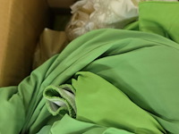 Doos met diverse nappen - afbeelding 1 van  2