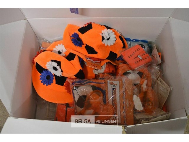 Doos met holland versiering - afbeelding 1 van  4