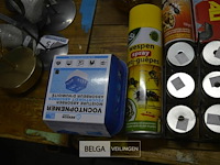 Doos met inhoud - afbeelding 5 van  6