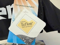 Doos met parasols - afbeelding 2 van  2