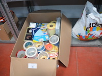 Doos met plakband en etiketten, 8 dweilkoppen - afbeelding 1 van  7