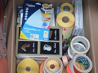 Doos met plakband en etiketten, 8 dweilkoppen - afbeelding 2 van  7